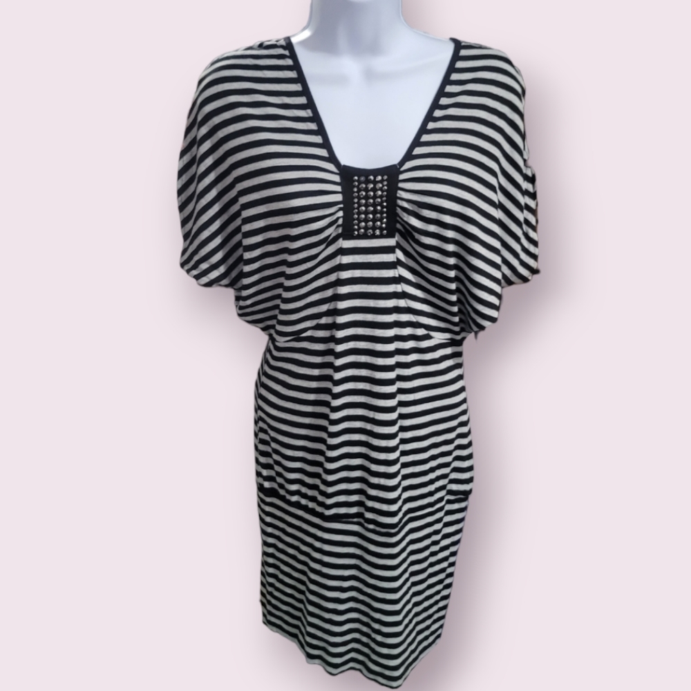 Y2k grey & black dress top